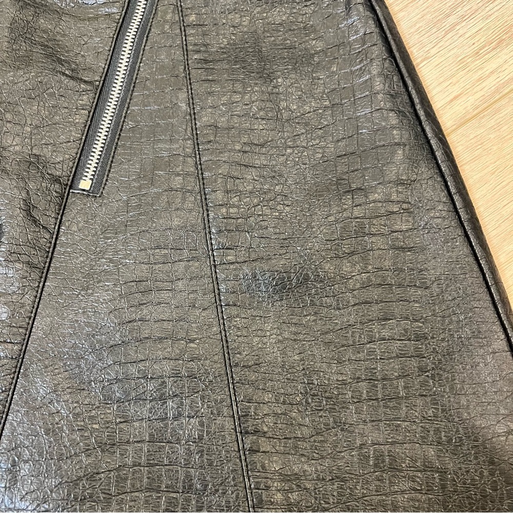 ZY Goddess Black Faux Leather Skort - Size M - FREE SHIPPING on Bundles $95+ - Picture 14 of 14